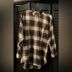 Viyella (80% cotton, 20% wool) Men's Plaid Flannel Button Down Shirt—MADE IN USA
